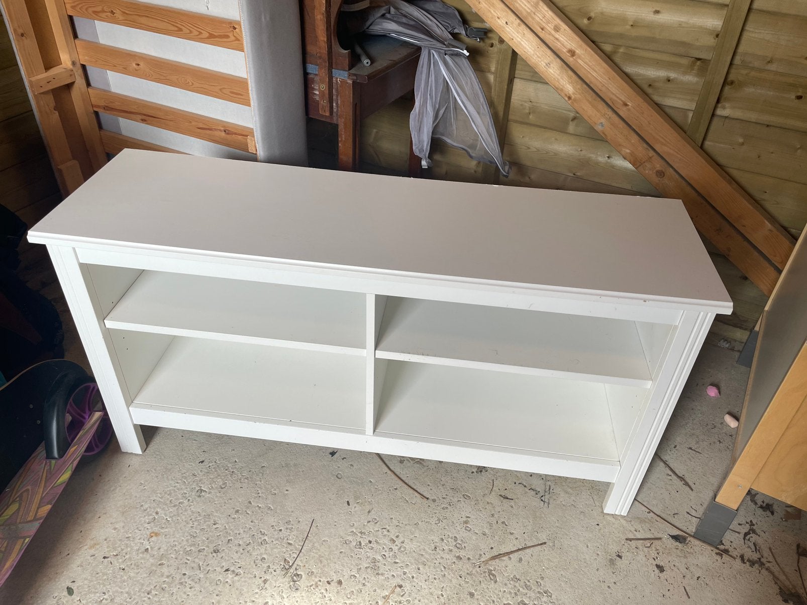 IKEA BRUSALI TV-meubel – wit – gebruikt, Ophalen, Gebruikt, 100 tot 150 cm, Minder dan 100 cm