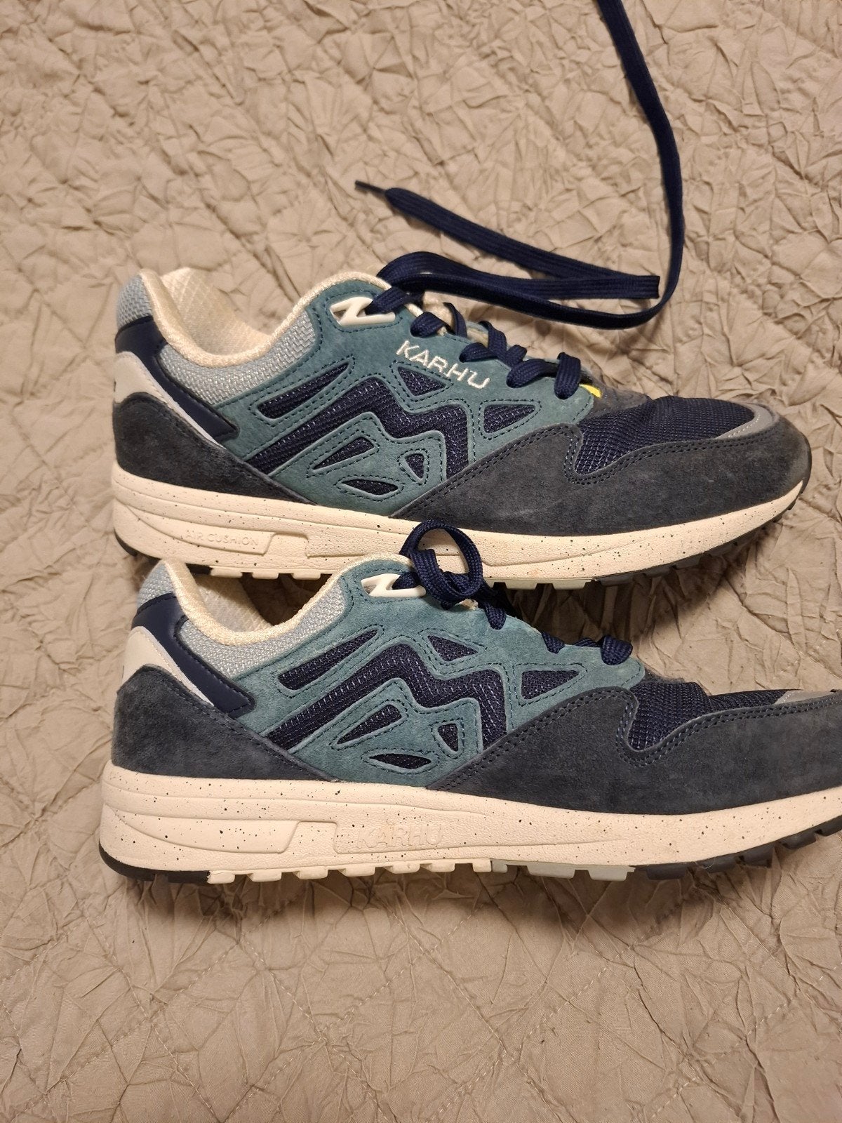 Karhu schoenen unisex Legacy 96 maat 43,5, Kleding | Dames, Schoenen, Karhu, Overige kleuren, Ophalen of Verzenden, Sneakers of Gympen