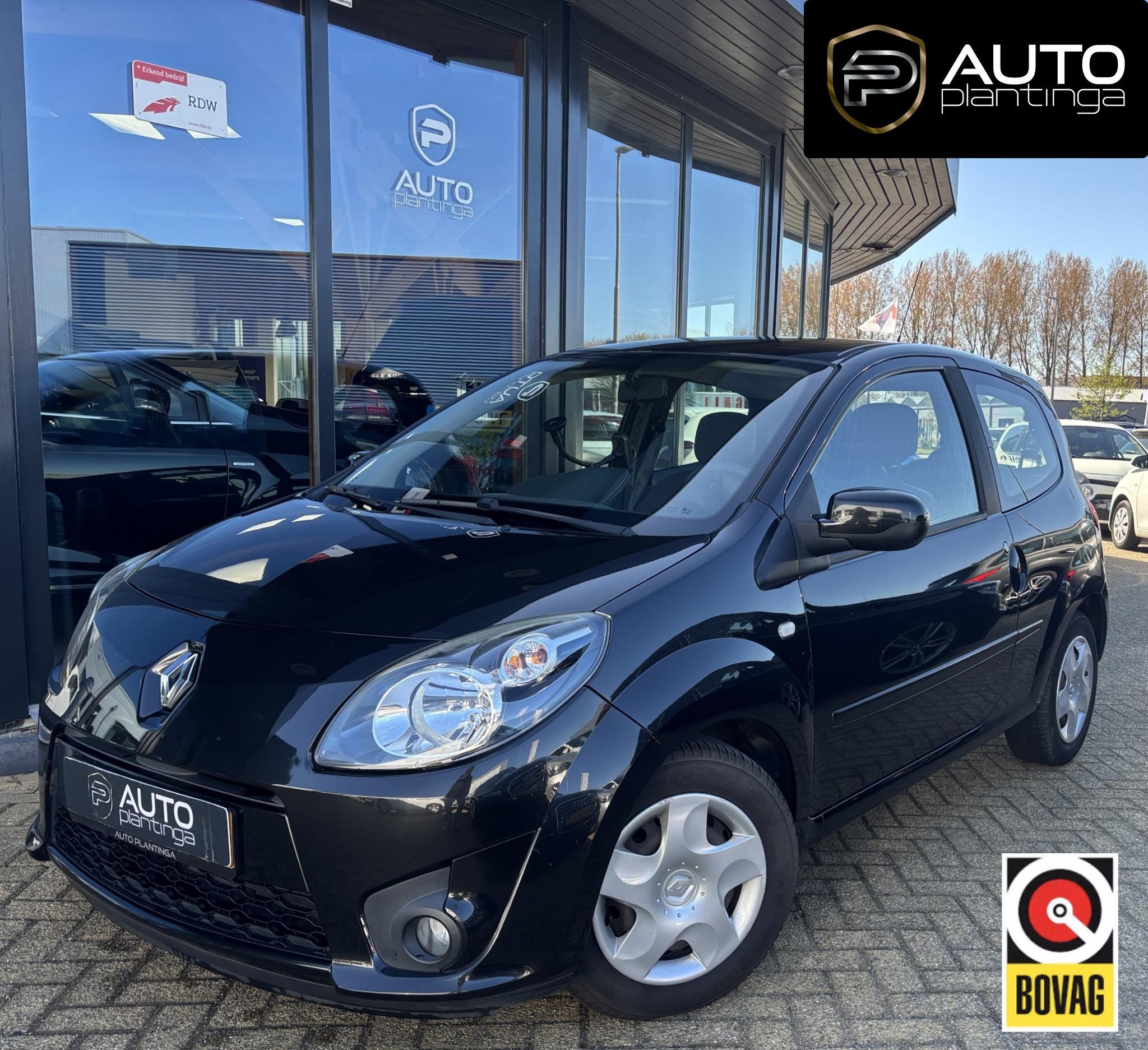 Renault Twingo 1.2-16V Dynamique 75PK | 1e Eigenaar | Dealer, Auto's, Gebruikt, 4 cilinders, 4 stoelen, Zwart