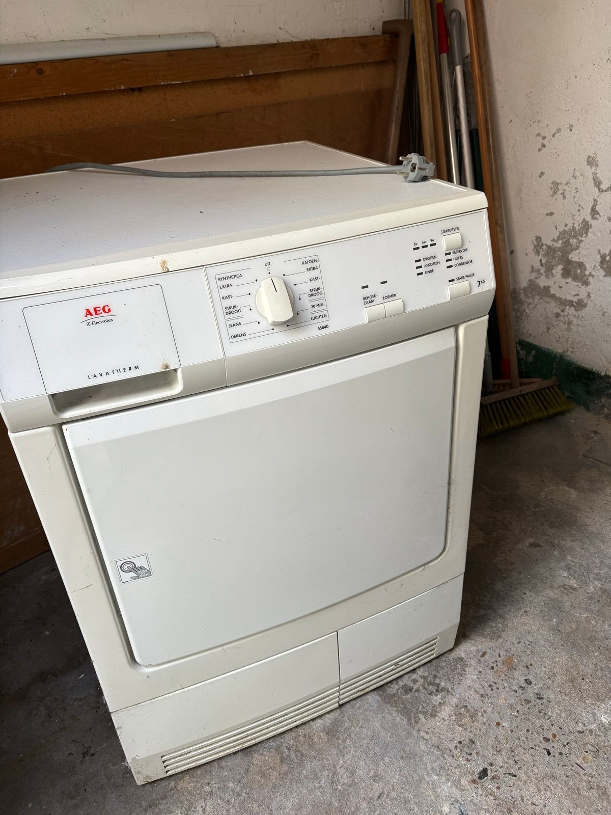AEG Lavatherm wasdroger - 7 kg inhoud, Witgoed en Apparatuur, Ophalen, 6 tot 8 kg, Gebruikt, Luchtafvoer