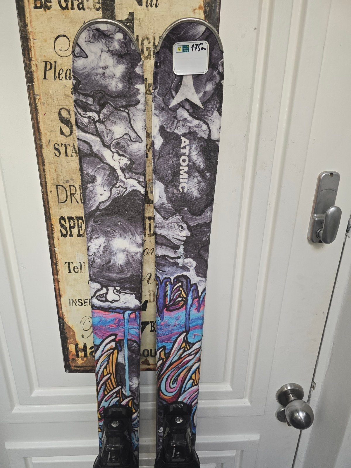 175cm ATOMIC BENT 85 TWINTIPS FREESTYLE SKI, 160 tot 180 cm, Ophalen of Verzenden, Zo goed als nieuw, Carve