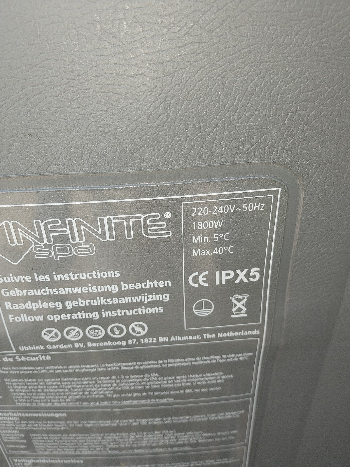 infiniti opblaasbare jaccuzi, Tuin en Terras, Bubbelbaden en Hottubs, Ophalen, Zo goed als nieuw, Grondzeil, Opblaasbaar