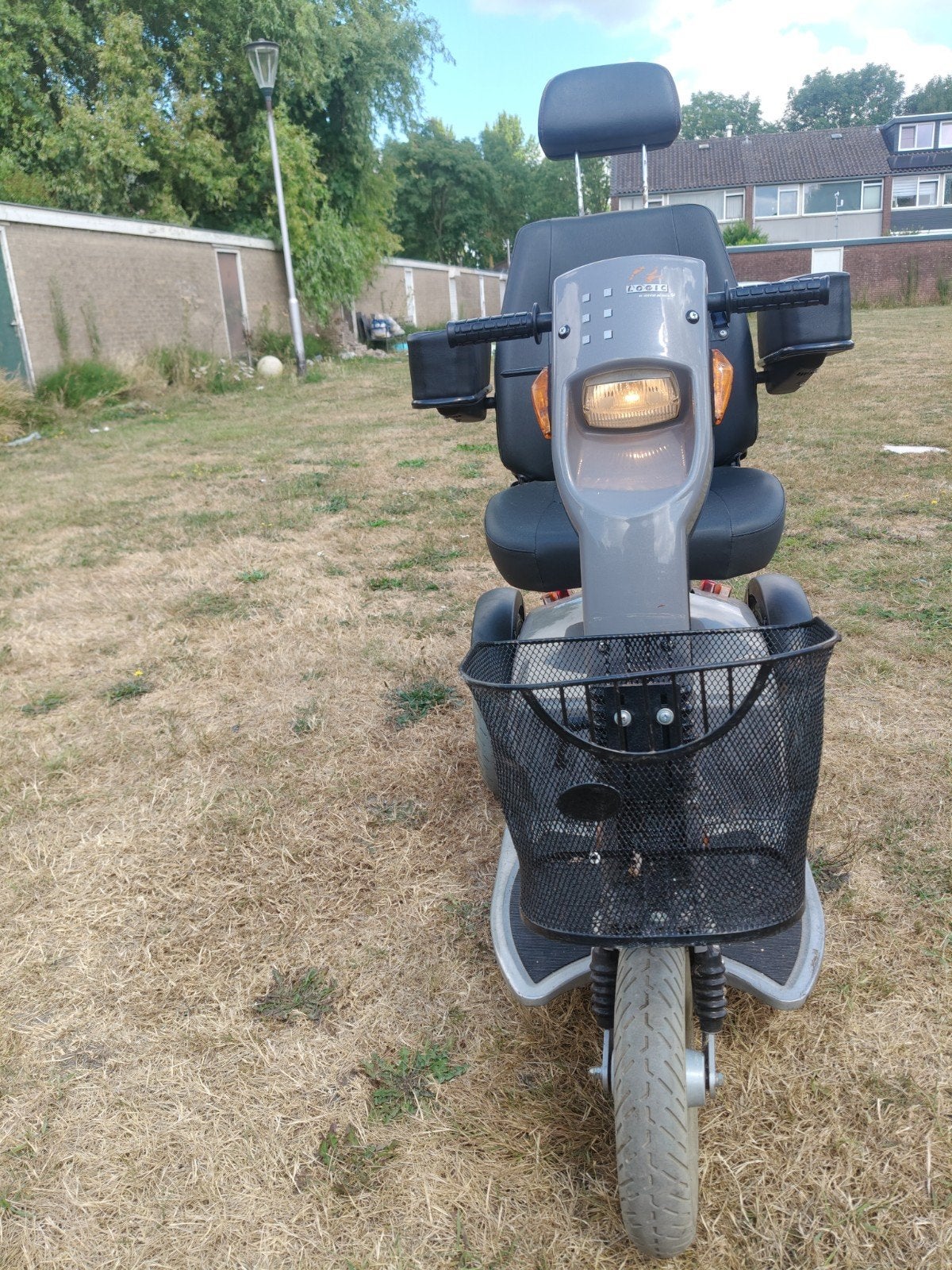 ligtvoet scootmobiel, Ophalen
