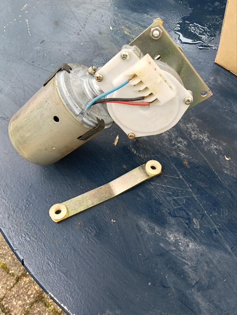 Tekoop zware ruitenwissermotor, Ophalen of Verzenden, Nieuw