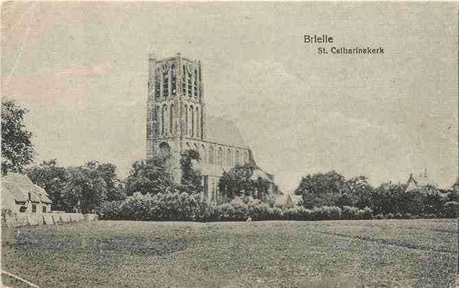 301-393-025 Brielle St Catharinakerk, Verzenden, Voor 1920, Zuid-Holland