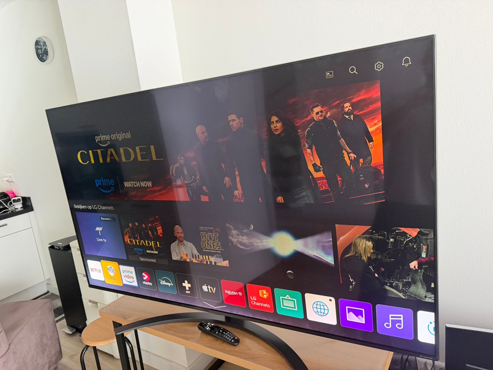 Lg smart tv 65 inch 4k met mankement, Ophalen, LED, 50 Hz, Zo goed als nieuw