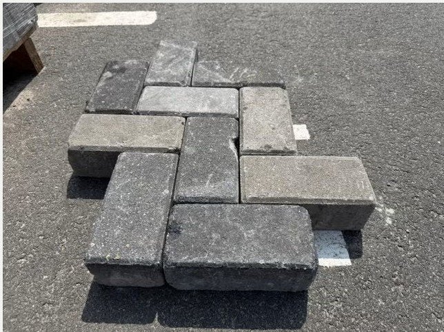 gebruikte betonklinkers op pallets gesorteerd 114,50 m2, Ophalen of Verzenden, Gebruikt, Beton, Klinkers