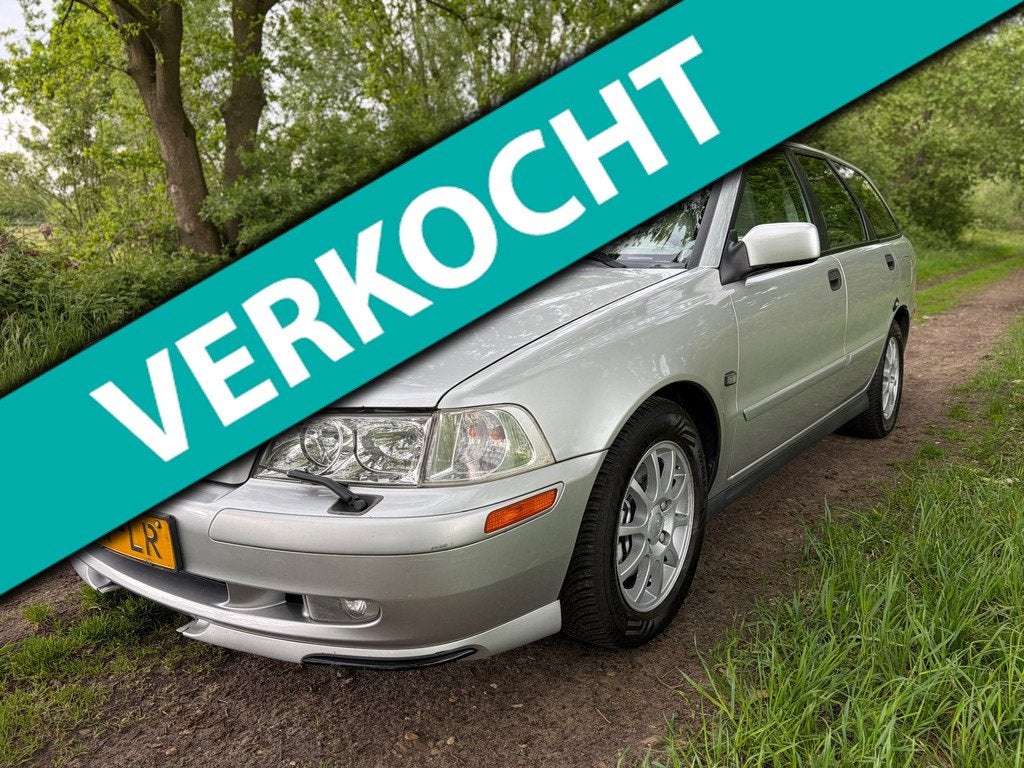 Volvo V40 2.0 Europa AUTOMAAT/Cruise/Airco/Stoelverw/APK NEW, Auto's, Volvo, 136 pk, Gebruikt, 4 cilinders, Leder en Stof