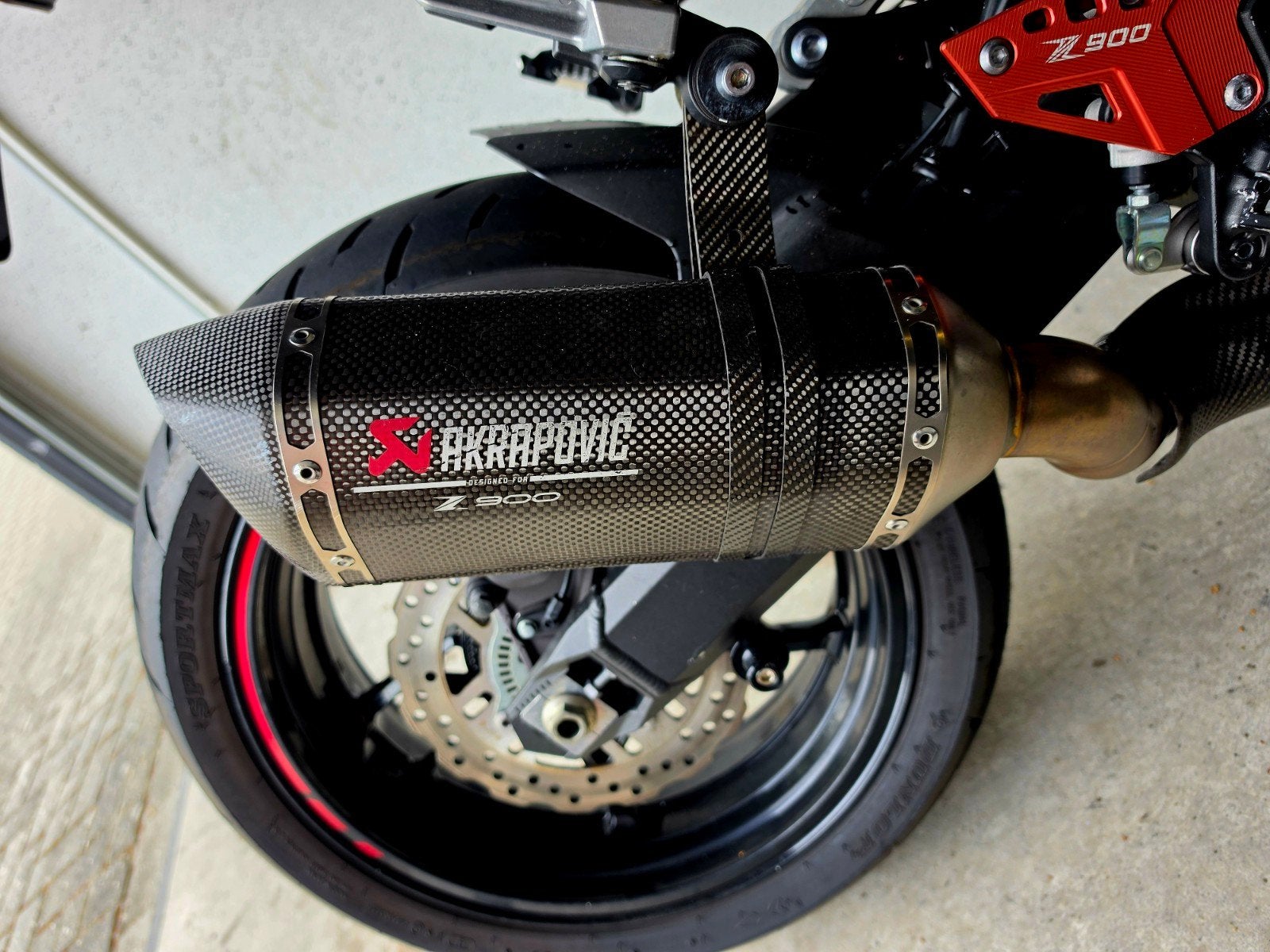 Akrapovic slip-on titanium uitlaat Z900, Motoren, Onderdelen | Kawasaki, Nieuw, Ophalen of Verzenden