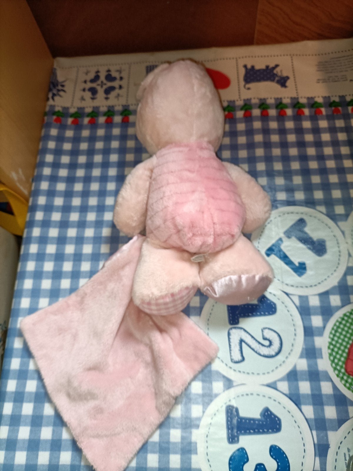 Knorretje knuffel met knuffeldoekje 30 cm groot, Kinderen en Baby's, Speelgoed | Knuffels en Pluche, Ophalen of Verzenden, Zo goed als nieuw