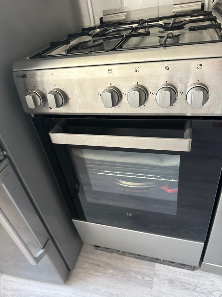 ETNA FGV350RVS Vrijstaand Gasfornuis met Oven, Ophalen, 60 cm of meer, 4 kookzones, Zo goed als nieuw