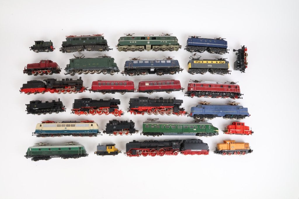 Gelijkstroom locomotieven: loop of sloop, Hobby en Vrije tijd, Modeltreinen | H0, Overige merken, Gebruikt, Ophalen of Verzenden