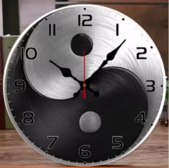 Ronde wandklok van hout Yin Yang (25cm)