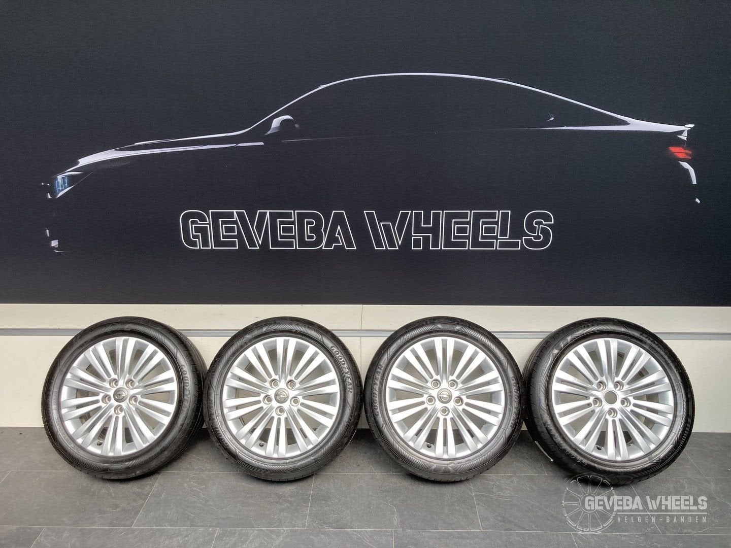 17” originele Opel Astra J velgen + banden 5x115 225/50/17, Gebruikt, -, -, Banden en Velgen