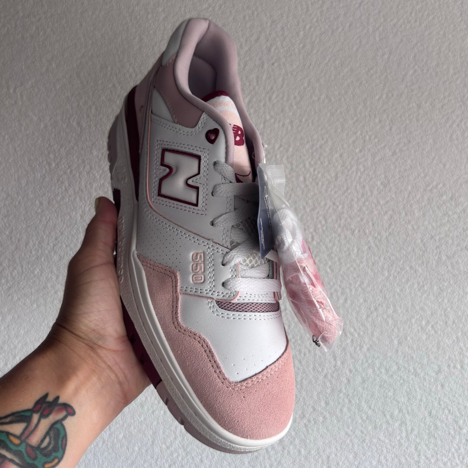 New Balance 550 BBW550ZV Roze/Wit - Nieuw in doos, Ophalen of Verzenden, Nieuw, Roze, Sneakers of Gympen