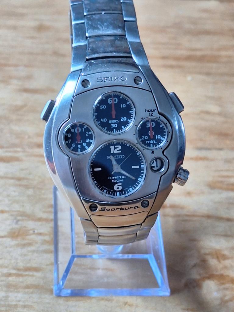 Seiko Sportura Kinetic 100M Herenhorloge, Ophalen