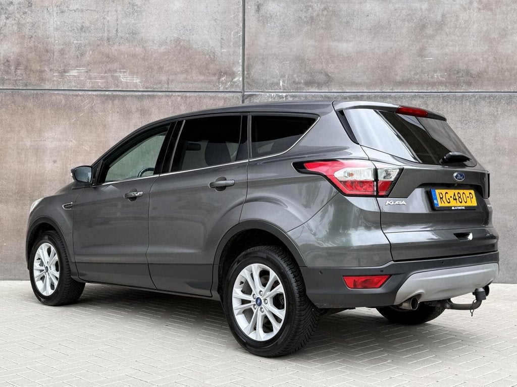Ford Kuga 1.5 EcoBoost Titanium | trekhaak | Xenon | Dealer, Stof, 4 cilinders, Origineel Nederlands, Bedrijf
