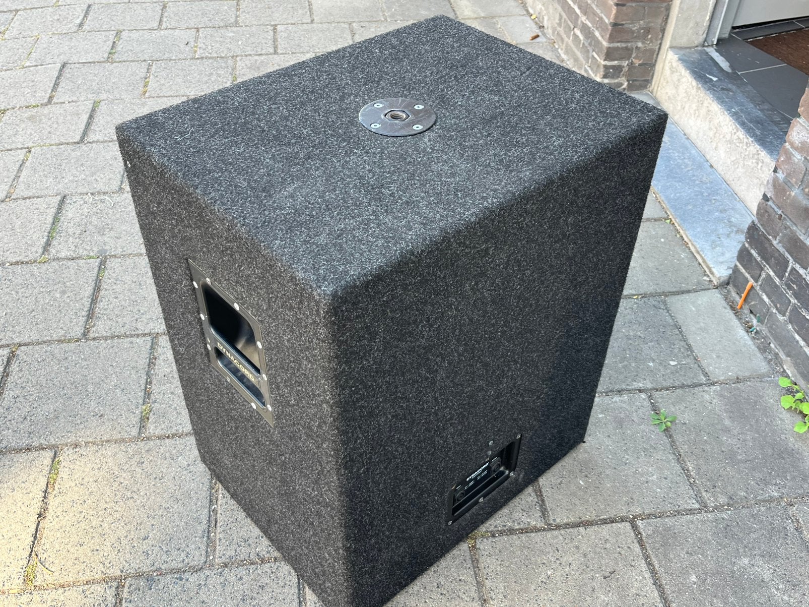 Zeer nette en in kist dynacord F118, Muziek en Instrumenten, Ophalen of Verzenden, Zo goed als nieuw, Minder dan 500 watt