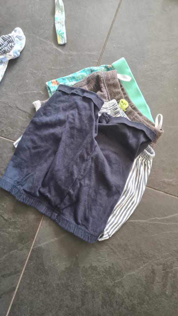 Grote kledingbundel voor babyjongen - Maat 74, Kinderen en Baby's, Babykleding | Overige, Verzenden, Gebruikt, Diverse merken