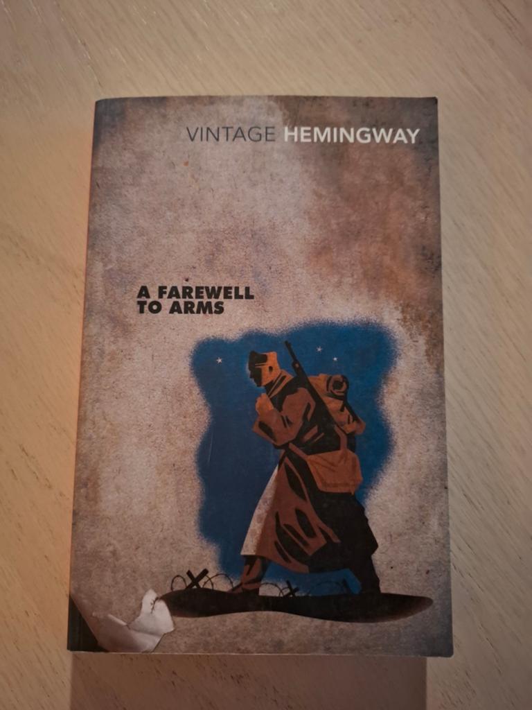 Ernest Hemingway - A Farewell to Arms, Ophalen of Verzenden, Zo goed als nieuw, Ernest Hemingway