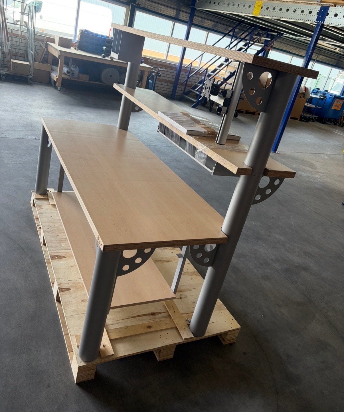 EVC Werkbank / inpaktafel met opbouw en planken, Ophalen, Gebruikt, 170 cm of meer