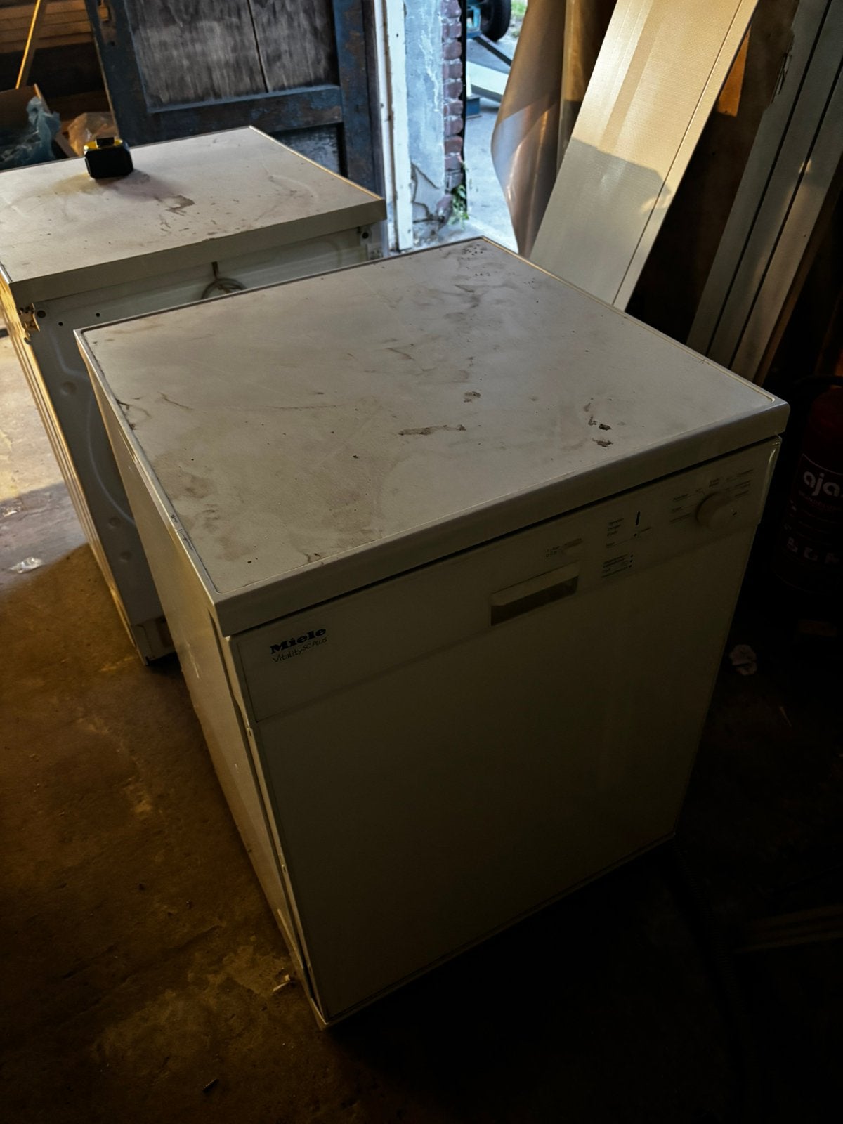 Miele vaatwasmachine, Ophalen, Zo goed als nieuw, 85 tot 90 cm