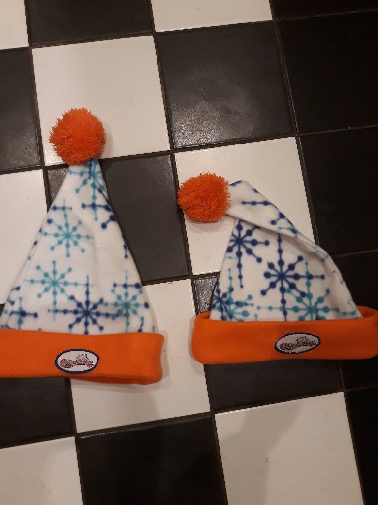 nog 4x Unox muts 2x Unox Efteling muts 3x sjaal handschoenen, Maat 38/40 (M), Unox, Nieuw, Ophalen of Verzenden
