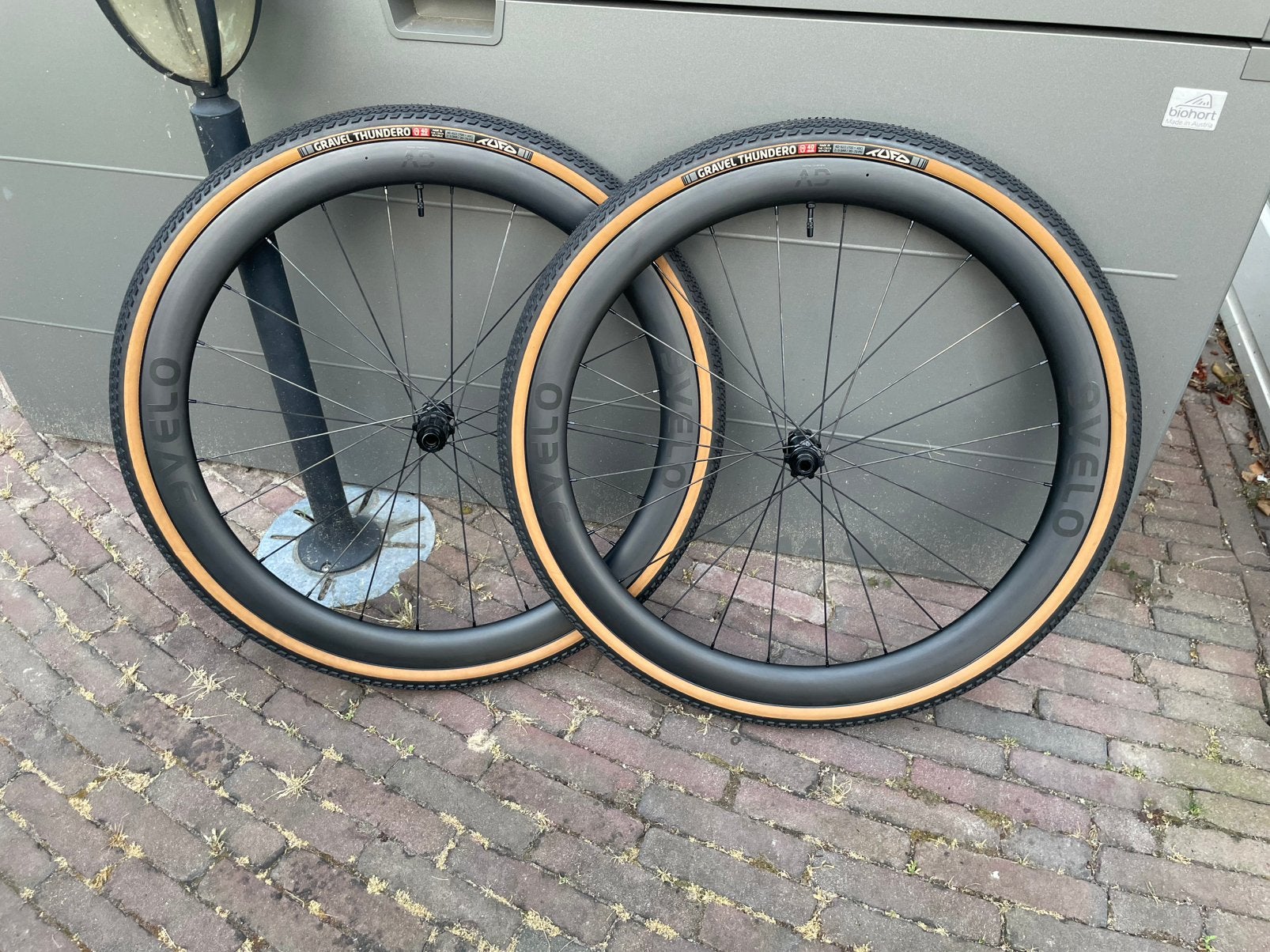 9Velo Carbon gravel wielset 45mm Tufo Thundero 40mm banden, Wiel, Ophalen of Verzenden, Zo goed als nieuw, Racefiets