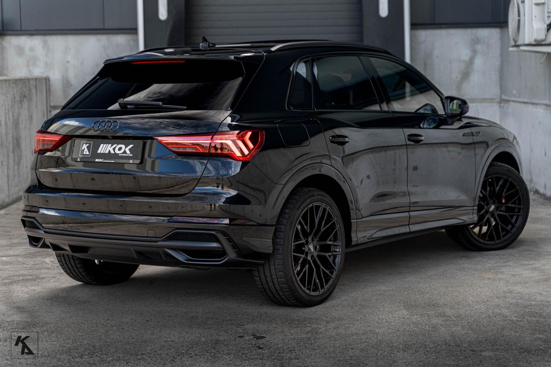 Audi Q3 35 TFSI | 2019 | S-Line | B&O-Pano | Black edition, Auto's, 15 km/l, 4 cilinders, Zwart, Bedrijf