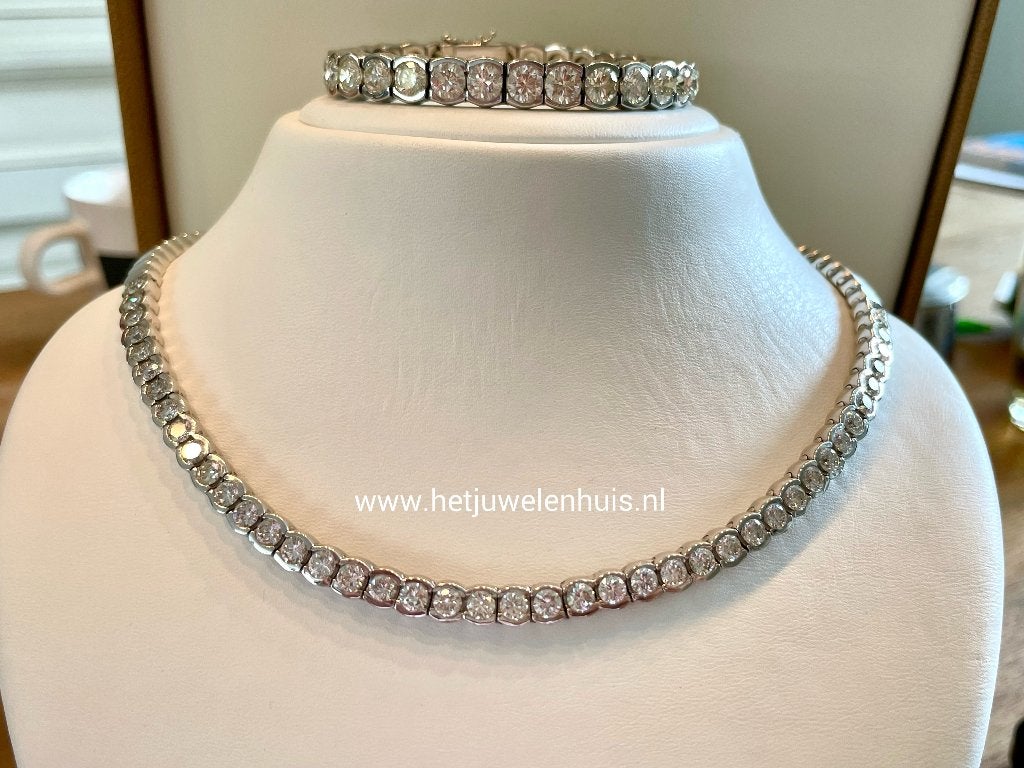 Tennis Collier 18kt. goud met 8.63crt. diamant, Ophalen, Zo goed als nieuw, Met edelsteen, Goud