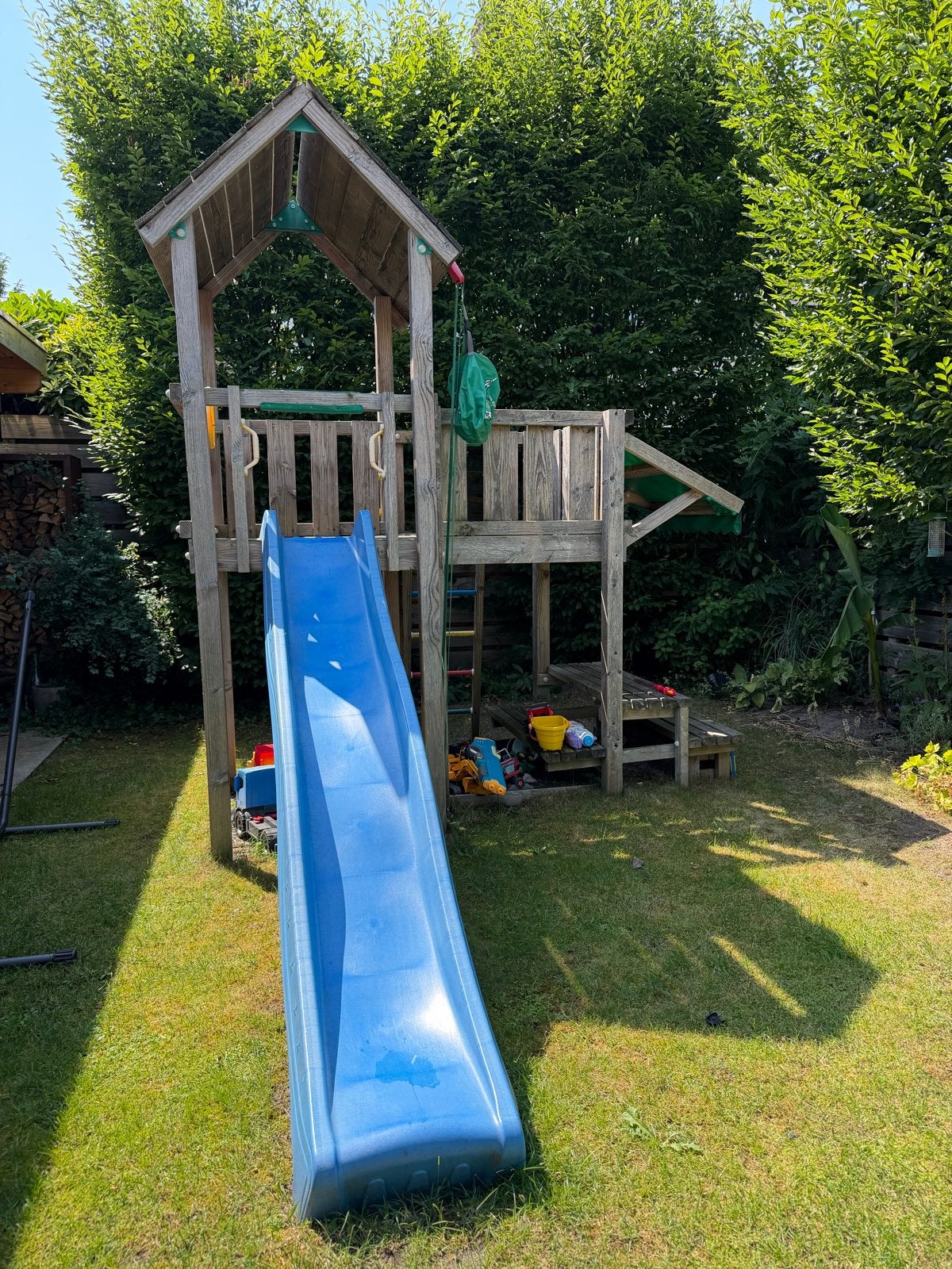 Jungle Mansion Speeltoestel met Glijbaan en Picknicktafel, Kinderen en Baby's, Speelgoed | Buiten | Speeltoestellen, Ophalen, Gebruikt