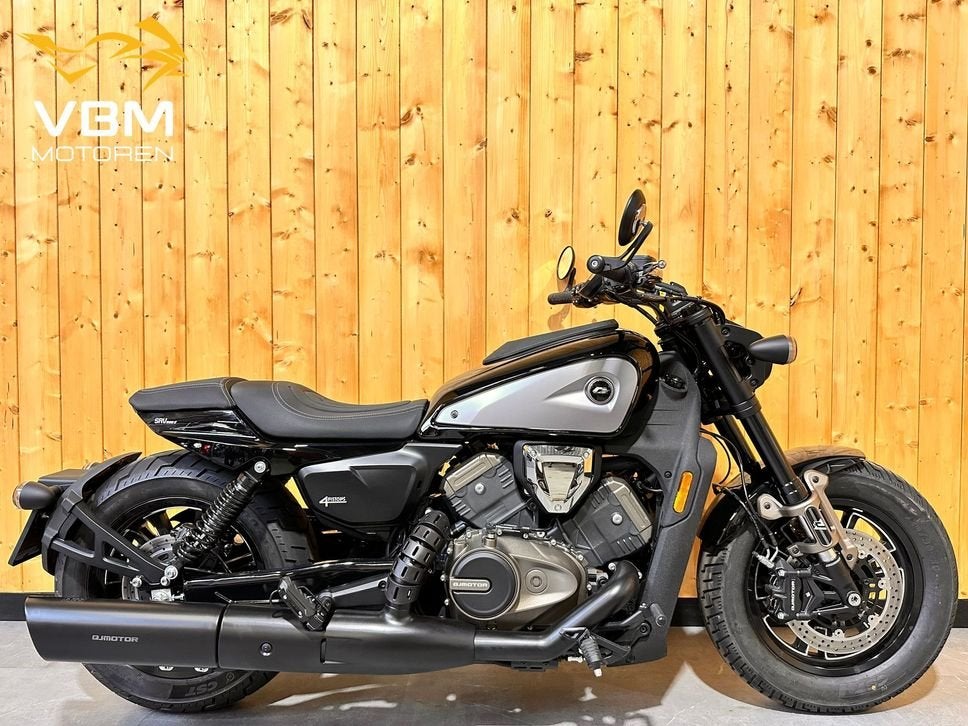 QJMotor SRV 600 V4 SRV600V SRV600 SRV-600 Chopper sportster, 561 cc, 4 cilinders, Chopper, Bedrijf