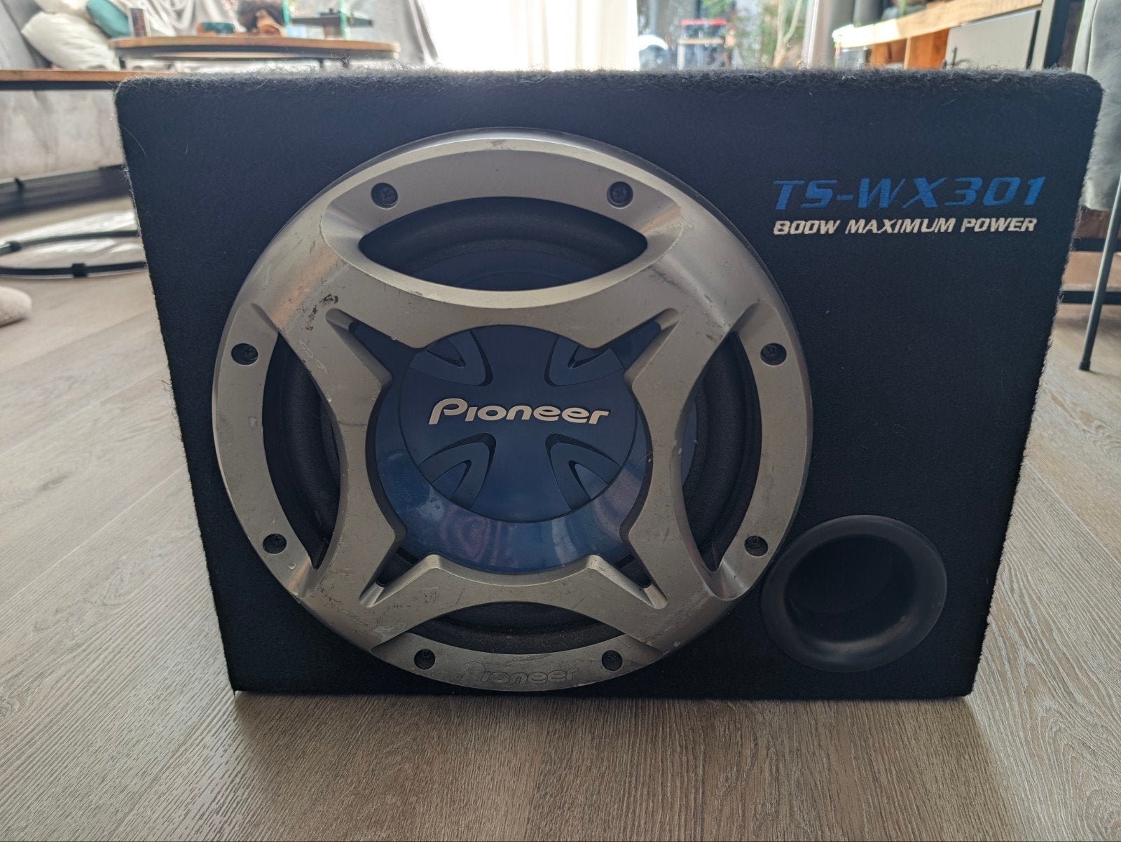 pioneer subwoofer 800 met 4 kanaals versterker 600w