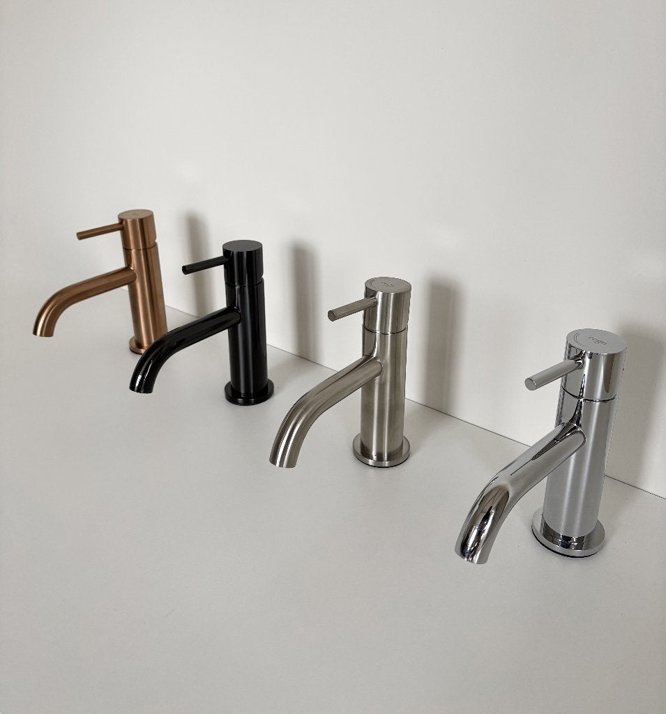 Nieuwe luxe wastafelkraan laag | Koper,zwart,nikkel & chroom, Vreebergen 5, 9403 ET Assen, Regn, Nieuw, Ophalen of Verzenden