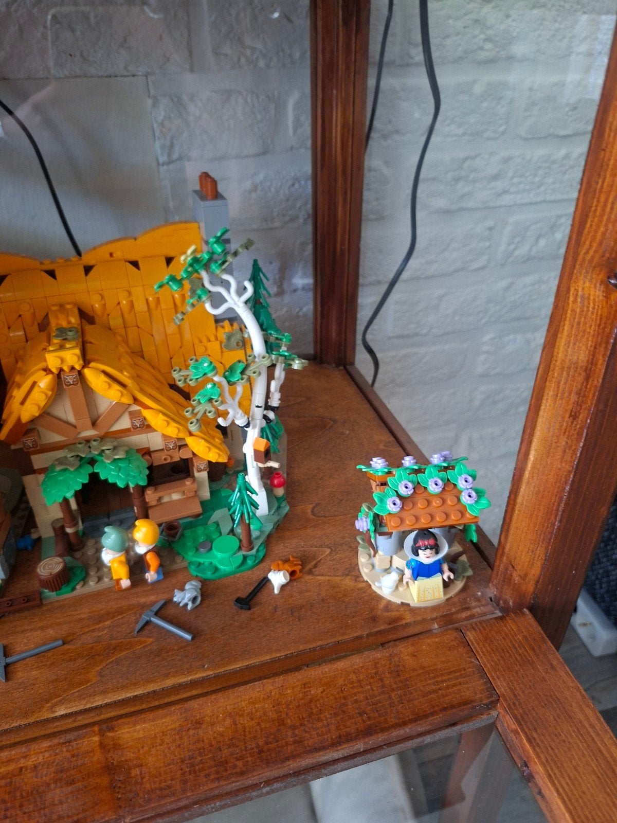 sneeuwwitje lego 43242, Hobby en Vrije tijd, Modelbouw | Overige, Ophalen of Verzenden, Zo goed als nieuw, Groter dan 1:32