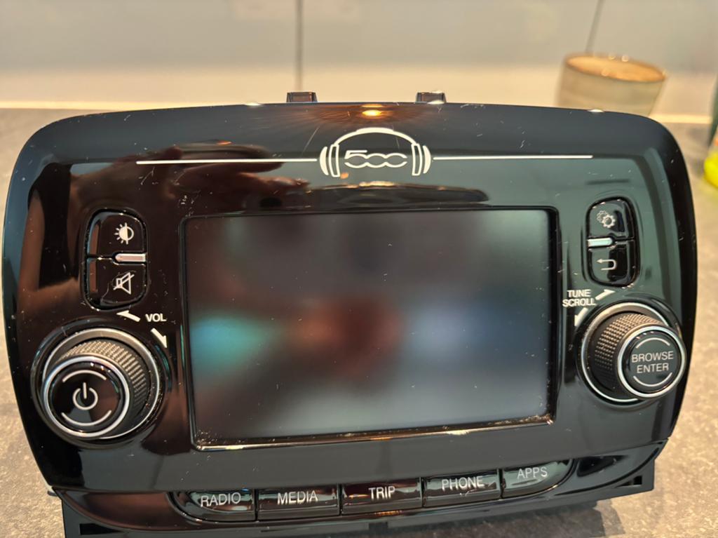 Fiat radio blue me, Auto diversen, Autoradio's, Ophalen of Verzenden, Zo goed als nieuw