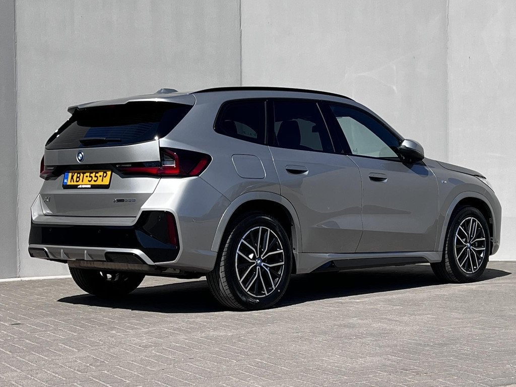 BMW X1 xDrive25e M-Sport / PHEV /Dealer onderhouden / 1.700, Stof, Gebruikt, Euro 6, 16 kWh