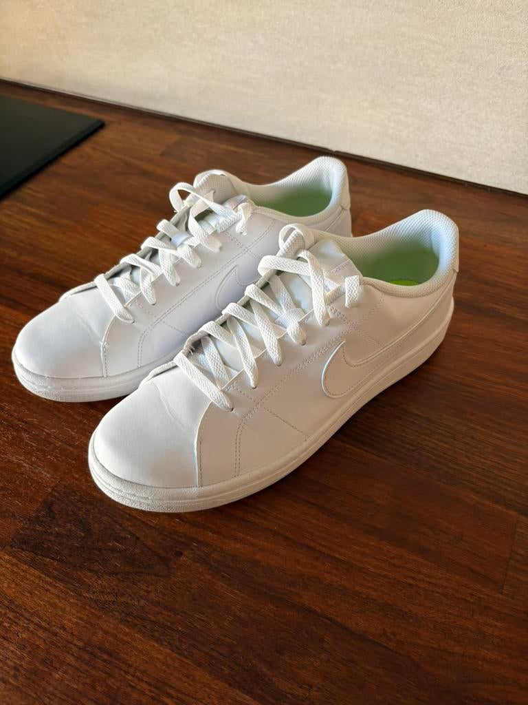 Te koop : Nike Court Royale nieuw, Wit, Nieuw, Ophalen of Verzenden, Sneakers of Gympen