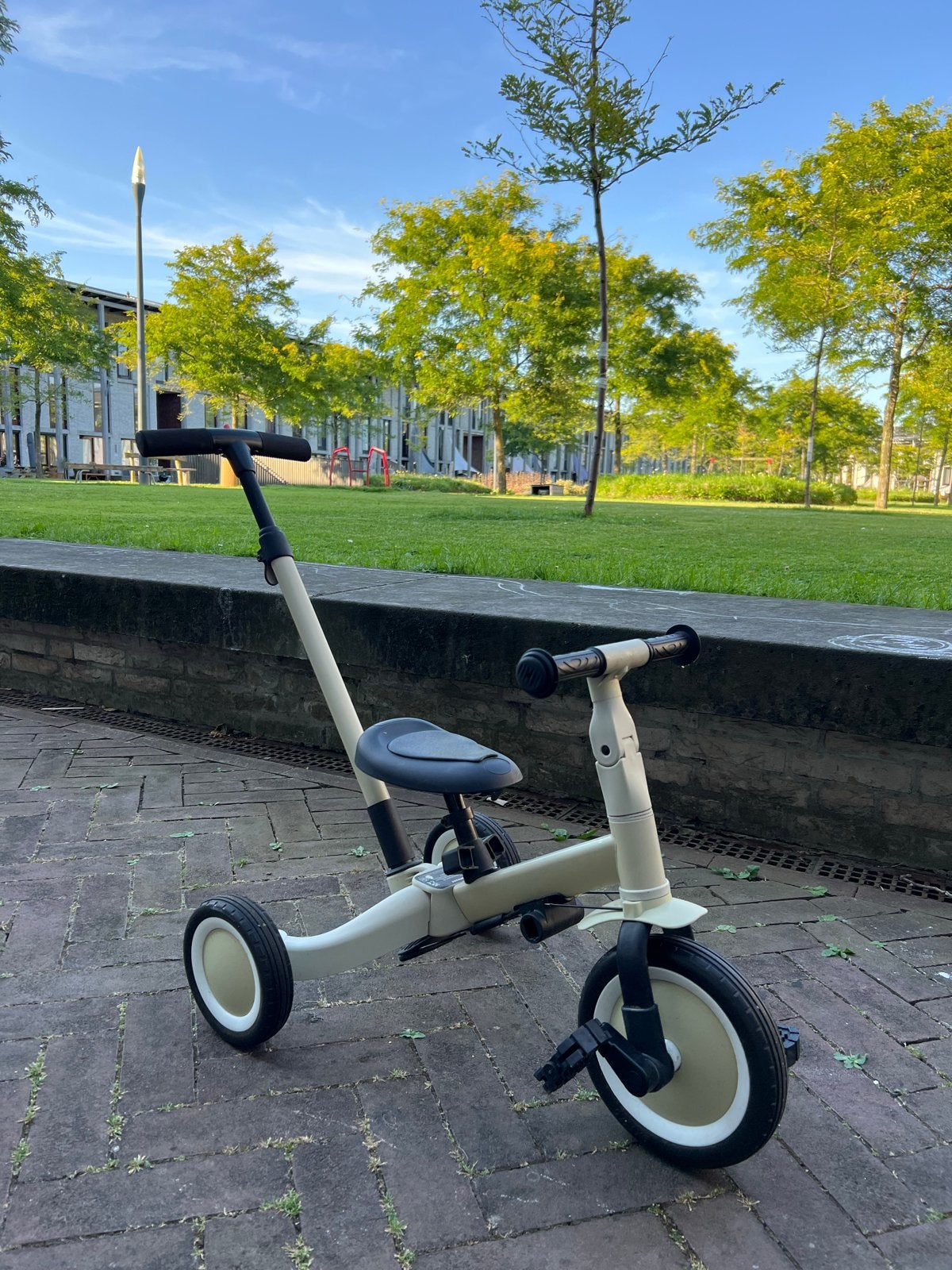 Topmark Lio 4-in-1 Driewieler met Duwstang, Ophalen, Zo goed als nieuw, Duwstang
