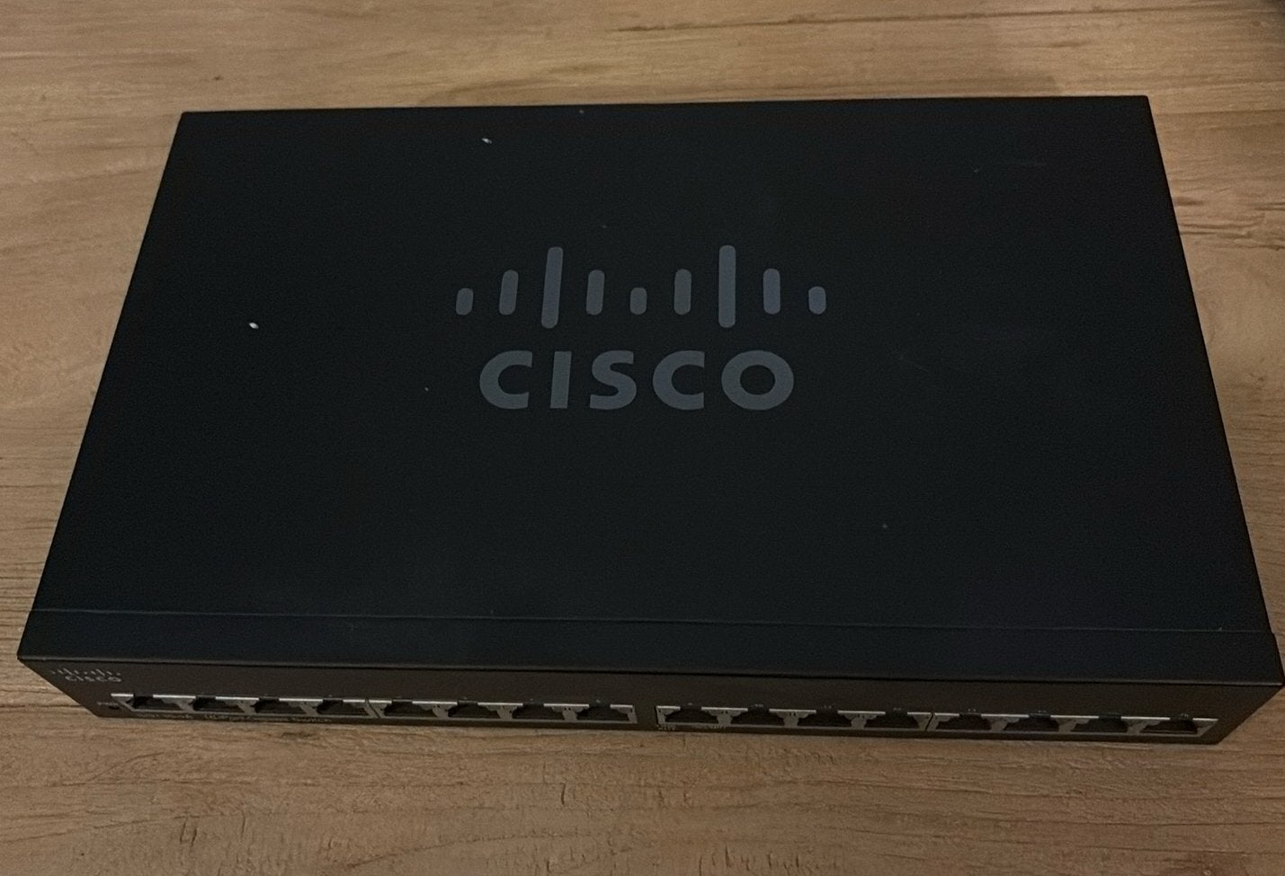Cisco SG110-16 unmanged switch, Verzenden, Zo goed als nieuw