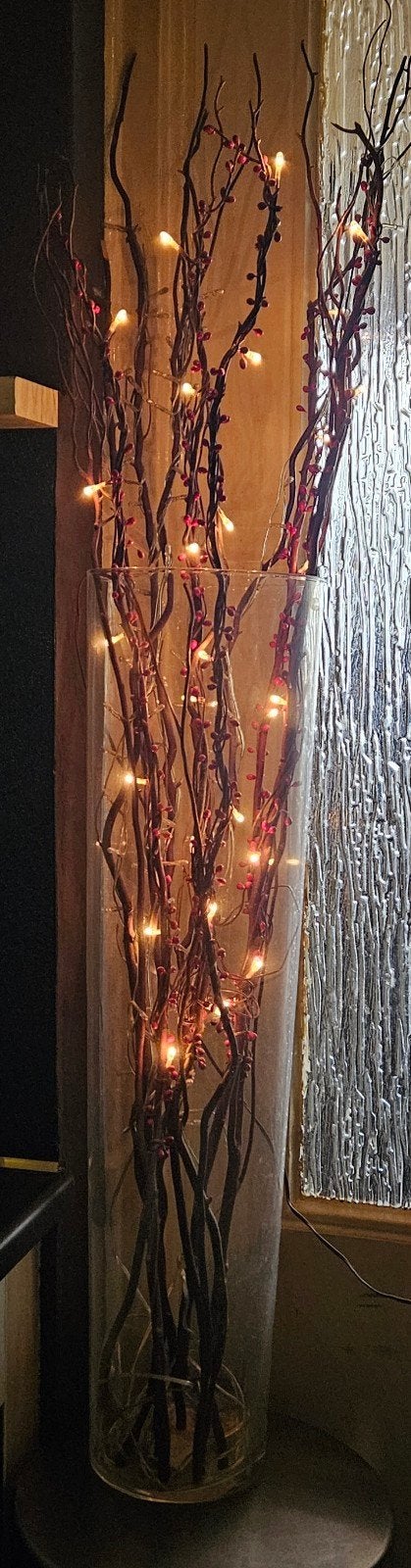 Grote glazen vaas met takken en verlichting, Ophalen of Verzenden
