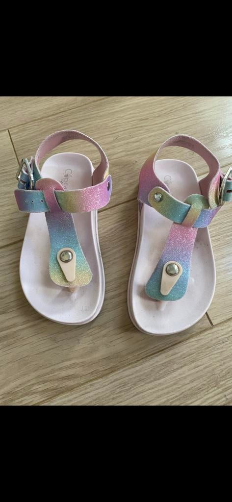 Leuke regenboog sandalen met glitters, Meisje, Overige typen, Ophalen of Verzenden, Zo goed als nieuw