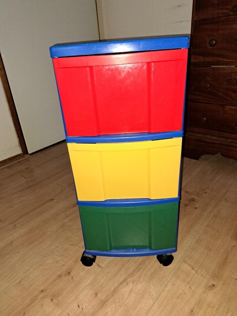 gratis op te halen: plastic ladekastje, Ophalen, Gebruikt, 3 of 4 laden, Minder dan 100 cm
