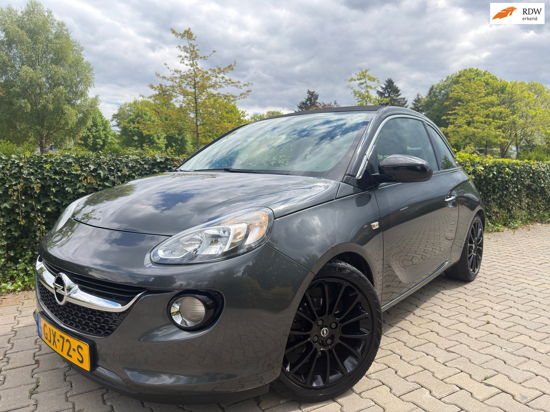 Opel Adam