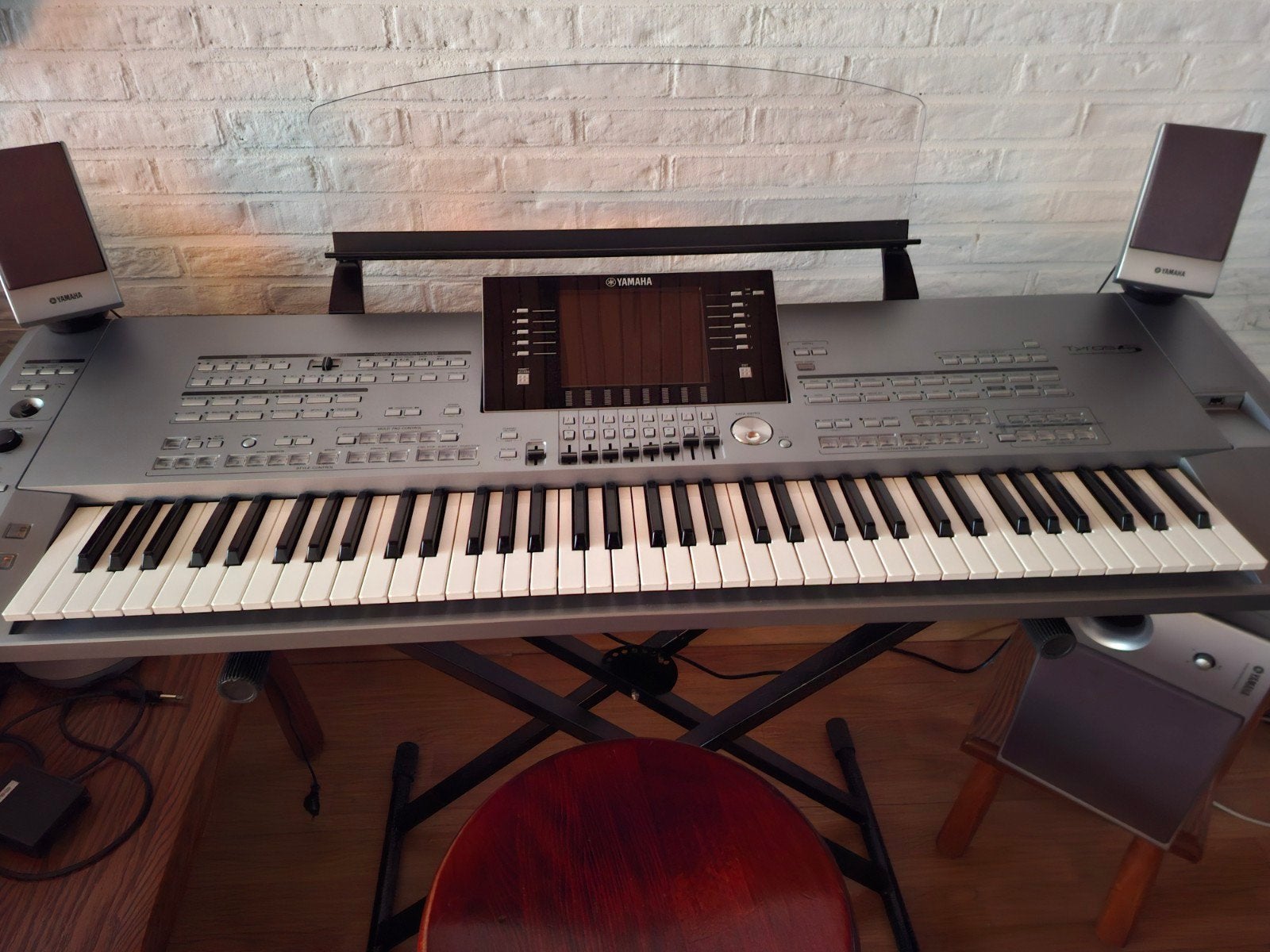 Yamaha Tyros 5 - 76 toetsen - Workstation Keyboard, Muziek en Instrumenten, Keyboards, Ophalen, Yamaha, Zo goed als nieuw, Met standaard