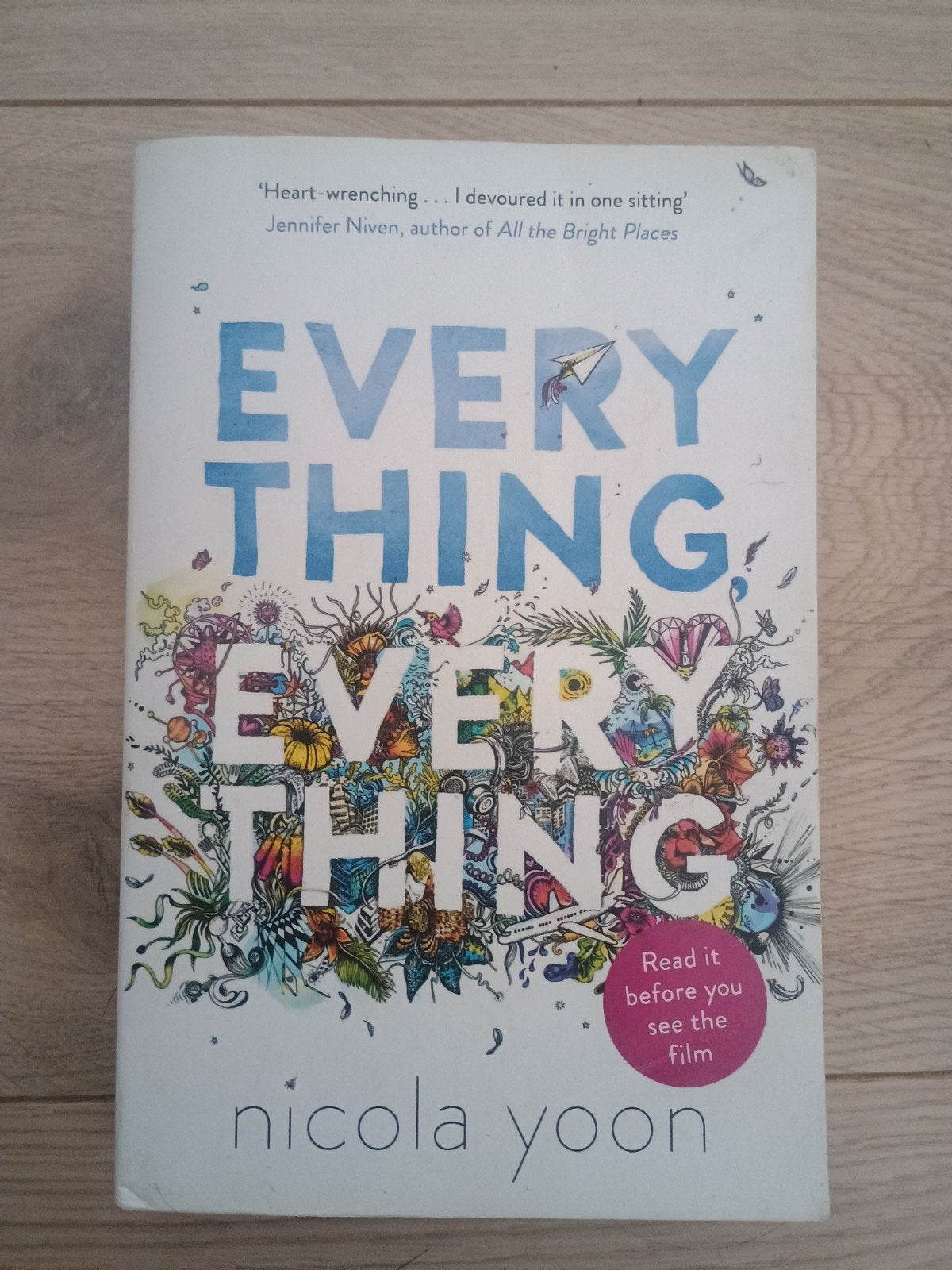 Everything, Everything - Nicola Yoon (Engels), Boeken, Ophalen of Verzenden, Gelezen, Nicola Yoon, Wereld overig