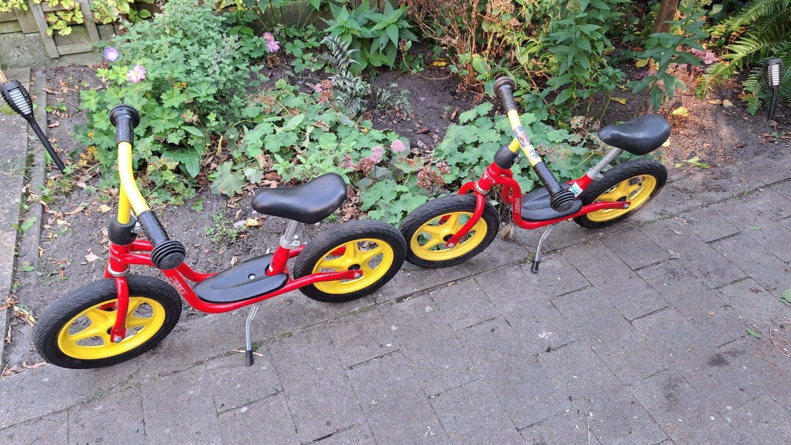 2x Puky loopfiets 12 inch, €20 per stuk, Fietsen en Brommers, Ophalen, Gebruikt, Minder dan 16 inch, Puky