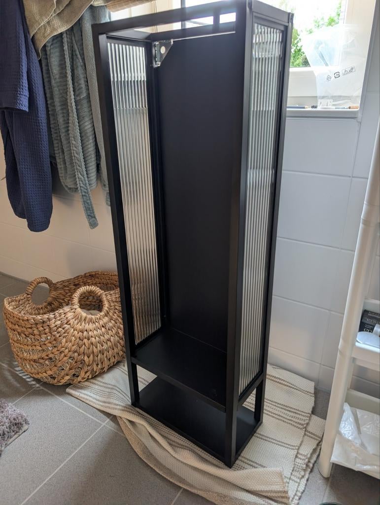 Zwart metalen kastje met geribbeld glas, Ophalen, Nieuw