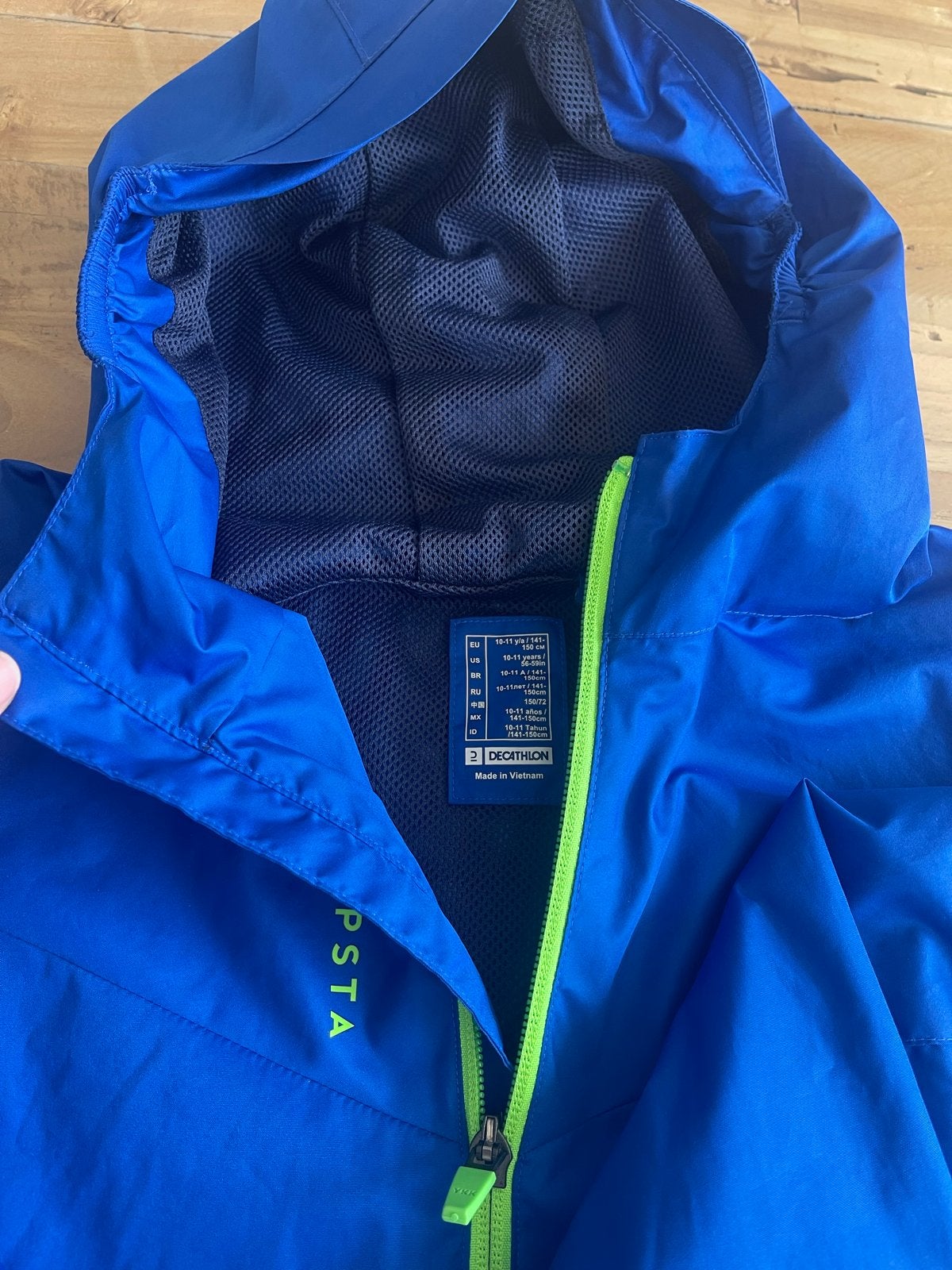 Kipsta regenjas blauw maat 141-153 cm (10-11 jaar), Ophalen of Verzenden, Zo goed als nieuw, Jongen of Meisje