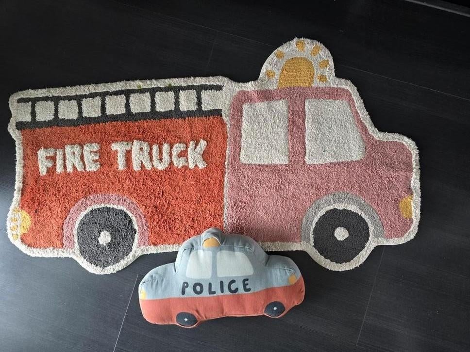 Brandweer en Politie Auto Kleed voor Kinderkamer, Huis en Inrichting, Stoffering | Tapijten en Kleden, Zo goed als nieuw, 50 tot 100 cm